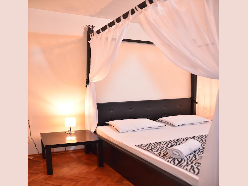 Hostel Kalonis Скоп'є Номер фото
